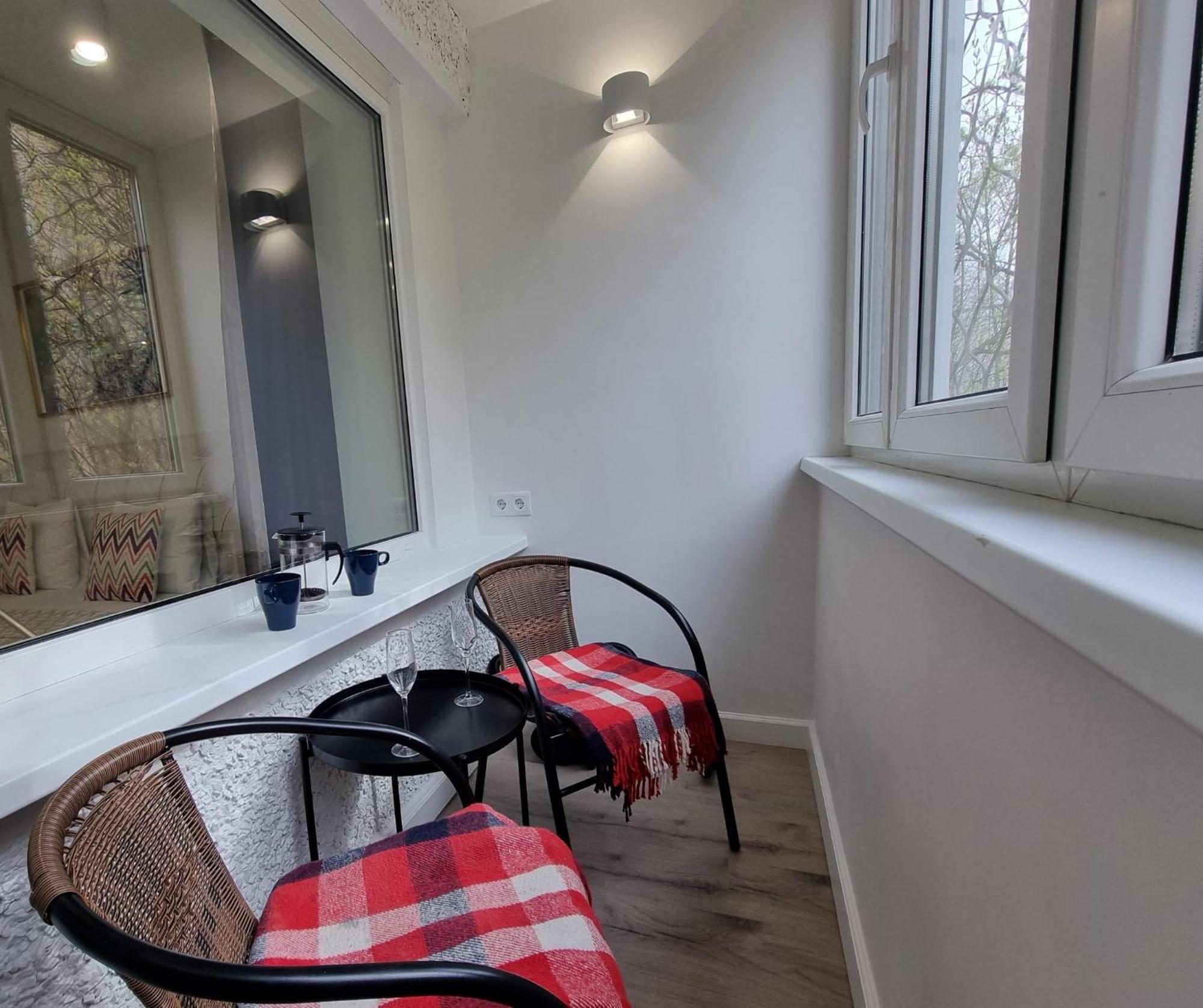 City Inn Riga Apartment, New Renovated In Quiet Center With Balcony With Parking Екстер'єр фото